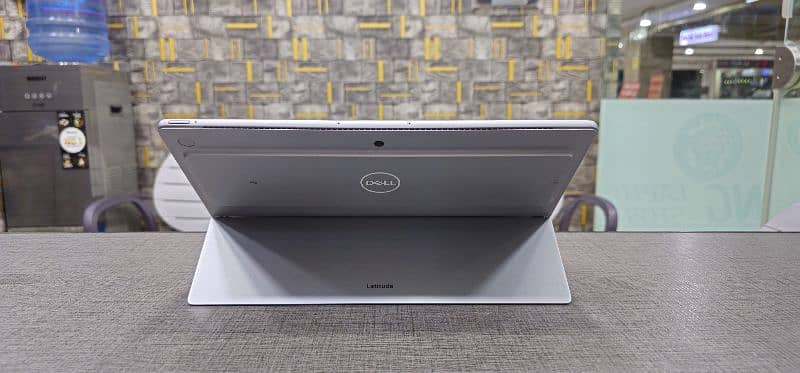 Dell Latitude 7320 Detachable Core i5 11th Generation 8