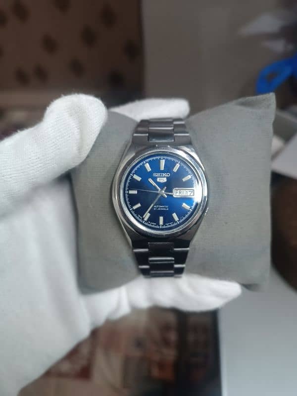 Seiko 5 automatic watch 0