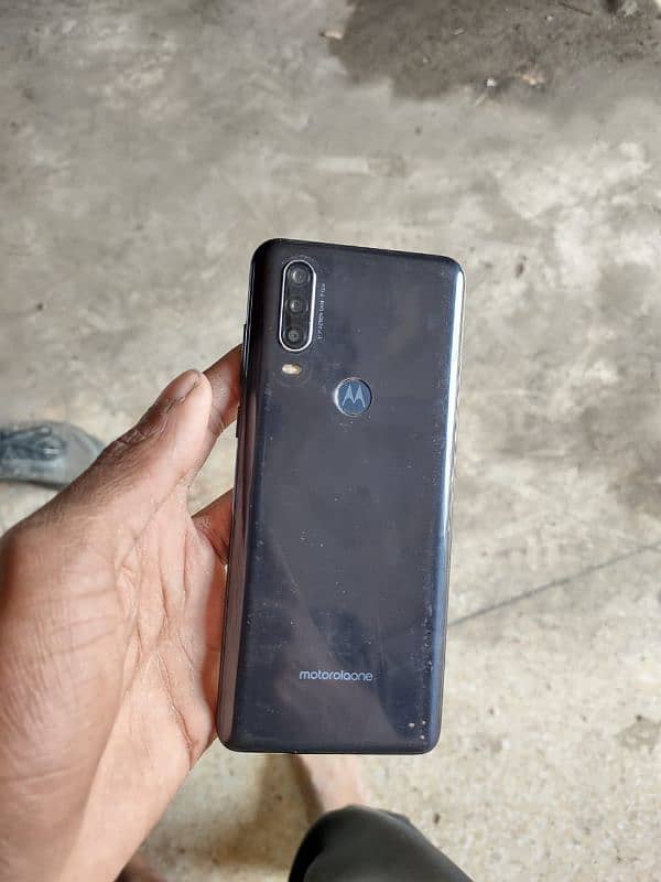 Motorola one action 6