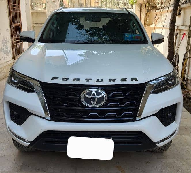 Toyota fortuner G 0