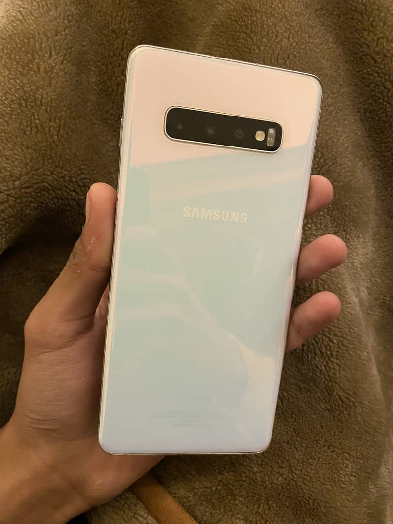 Samsung Mobile S10 Plus 2