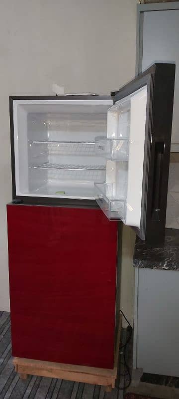 Large size Glass Door Refrigerator And Microwave for sale 1