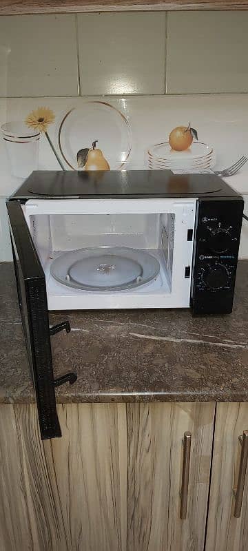 Large size Glass Door Refrigerator And Microwave for sale 3