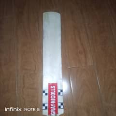 this is very good condition cricket bat wait one kilo gram