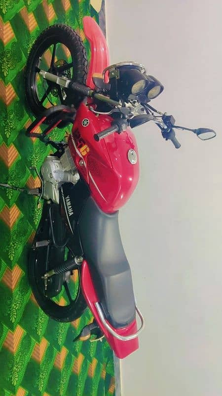 Yamaha YBR125G brand new condition 21 model 8