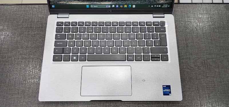 Dell latitude 5430 Core i5 12th Generation Touch 8