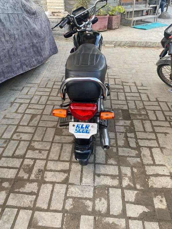 Honda CD 70 2018 3