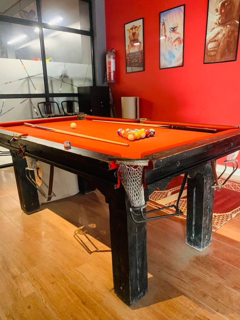 Pool table For sale in Johartown 1