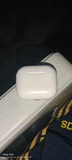 apple original 3rd generation airpods