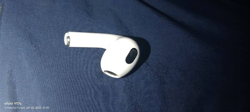 apple original 3rd generation airpods 3