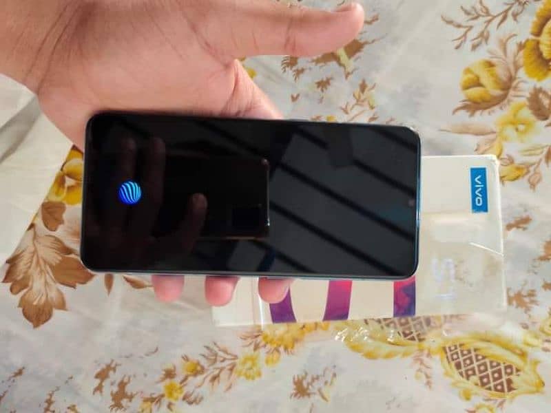 vivo S1 mobile for sale my call watsaap 0322=13=42=361 2