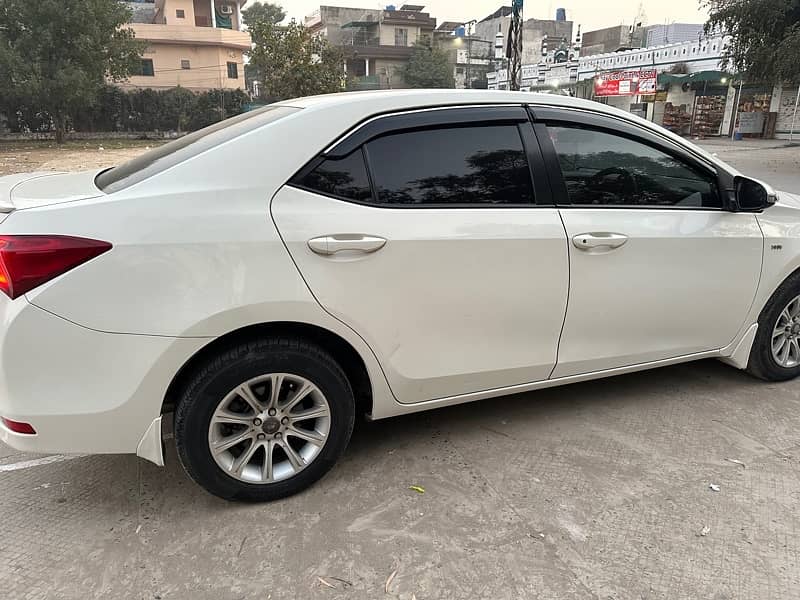 Toyota Corolla GLI Auto 2016 12