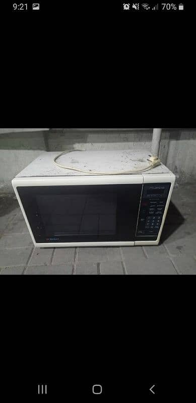 Dawlance  microwave oven 3