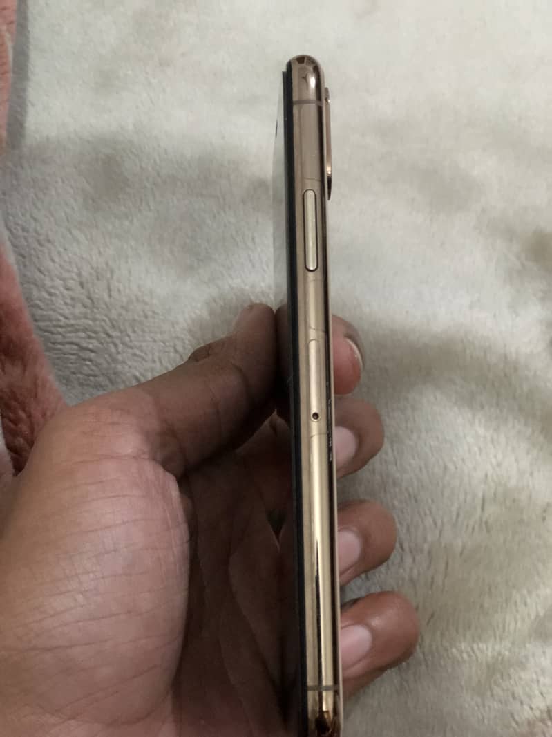 Apple iPhone XS 2