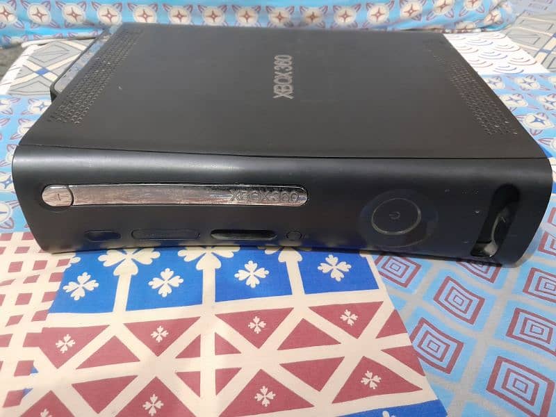 urgent sale xbox 360 5