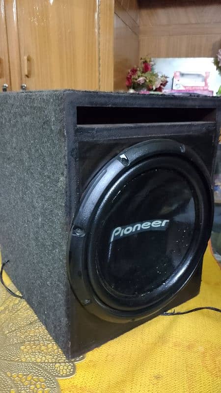 Pioneer  woofer  TS-w310 s4 1