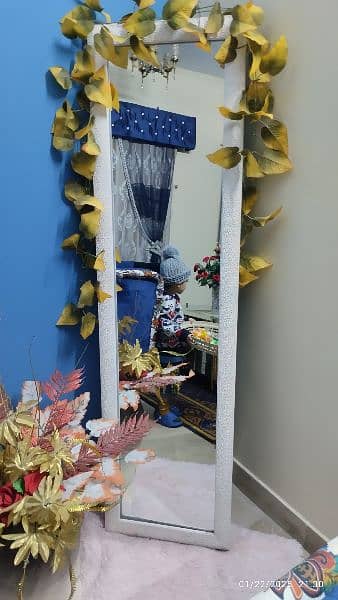 frame mirror with stand 0