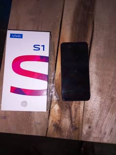 vivo s1 with box