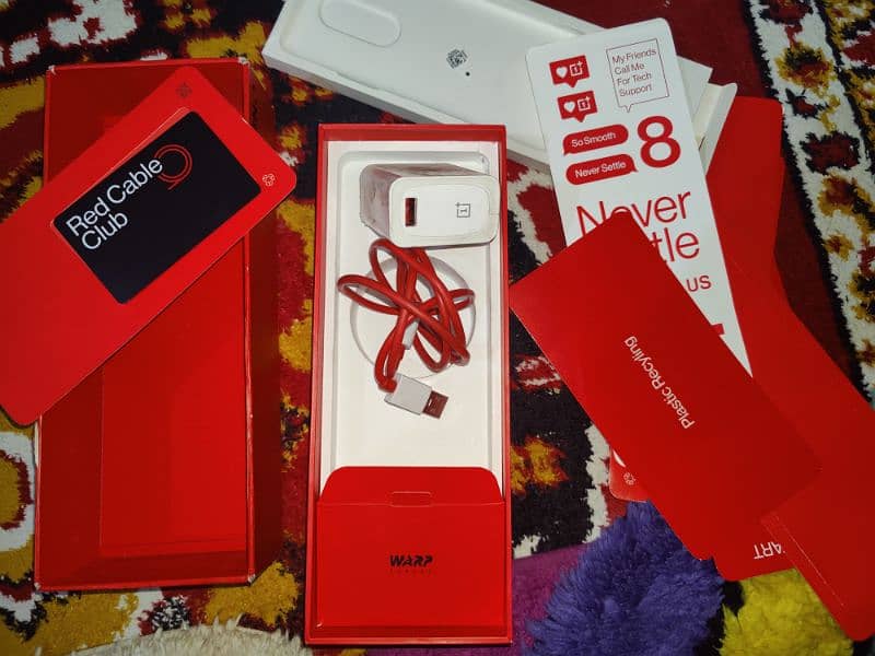 OnePlus 8 Pro with box 1