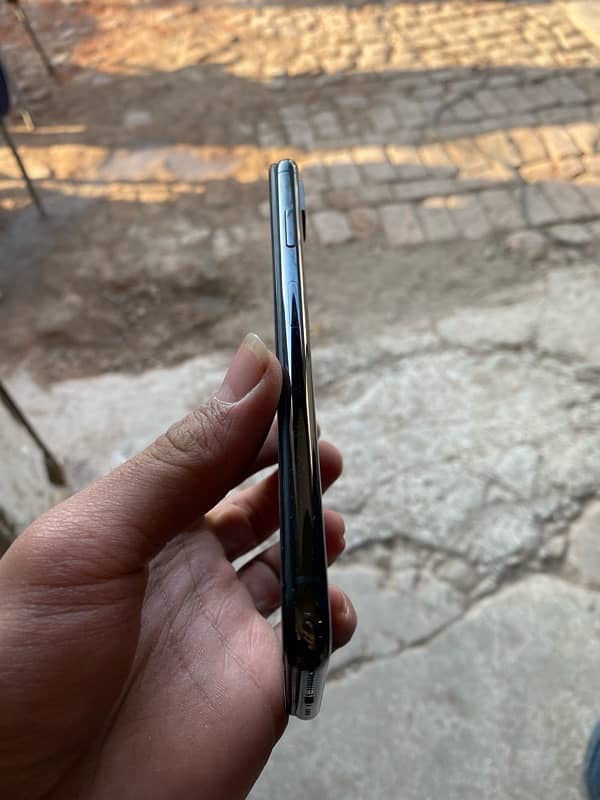 iPhone xsmax Factory unlock 64gb 2