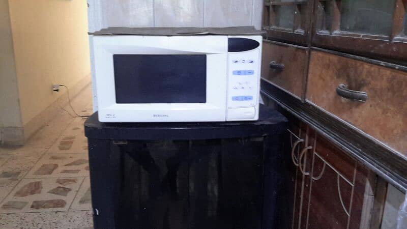 Samsung Microwave Oven 1