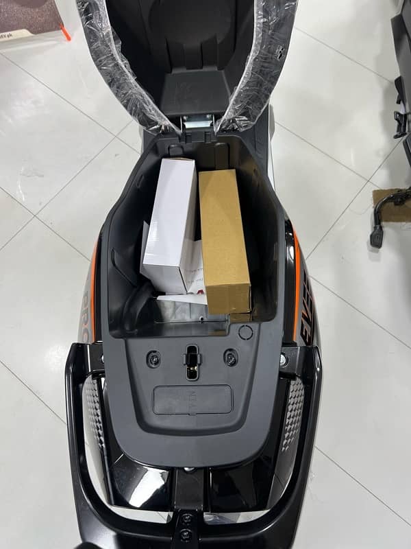 Evee S1 Pro Electric Scooter 6