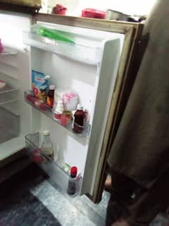 Dawlance fridge available in mint condition