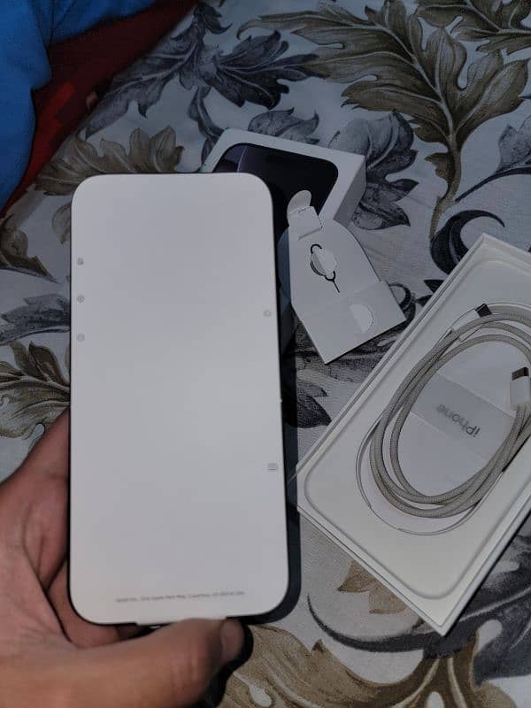 iphone 16 pro max 1 month used 2