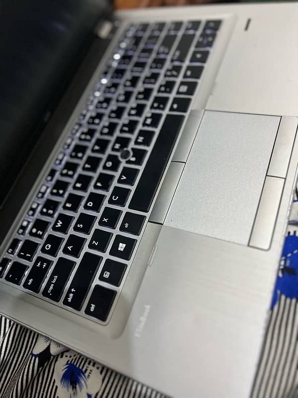 HP EliteBook Core I7 1