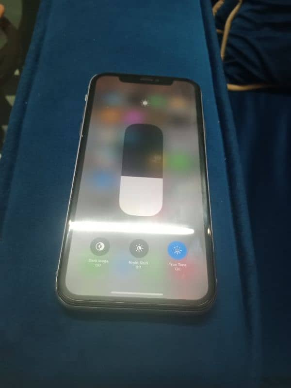 iphone 11 3