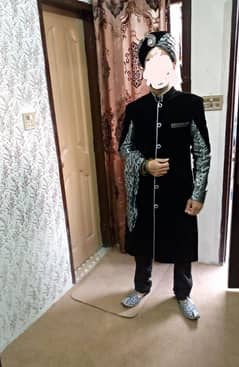 groom sherwani velvet with kullah end khusa