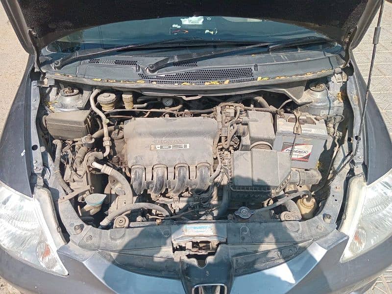 Honda City IDSI 2004 own water dropping engine family used car 6