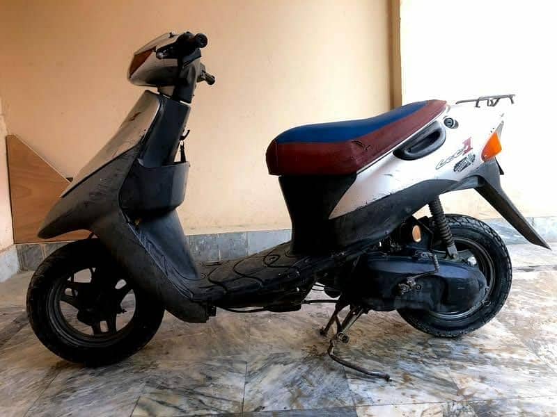 SUZUKI SCOOTY 0