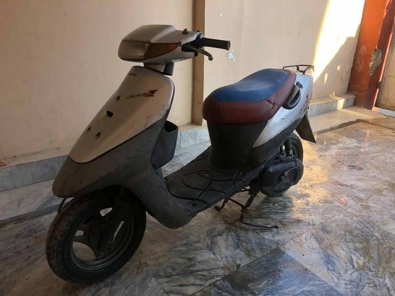 SUZUKI SCOOTY 1