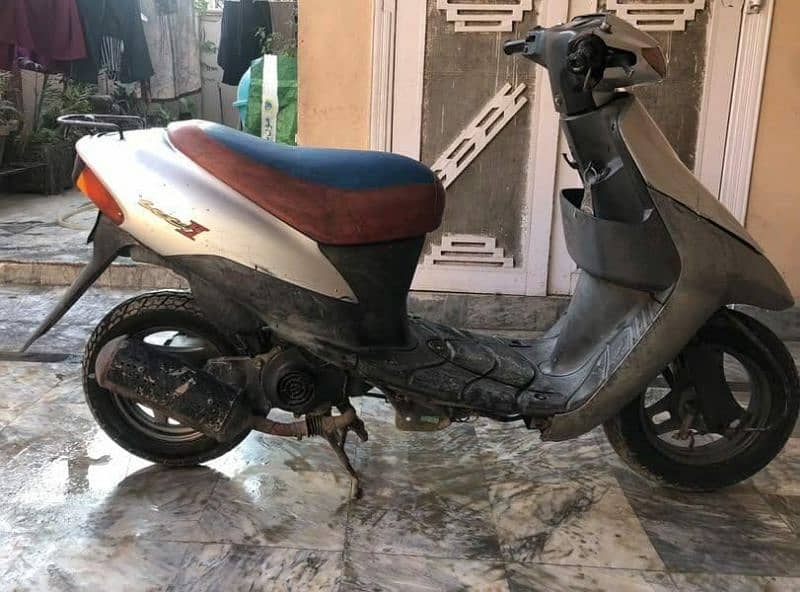 SUZUKI SCOOTY 2