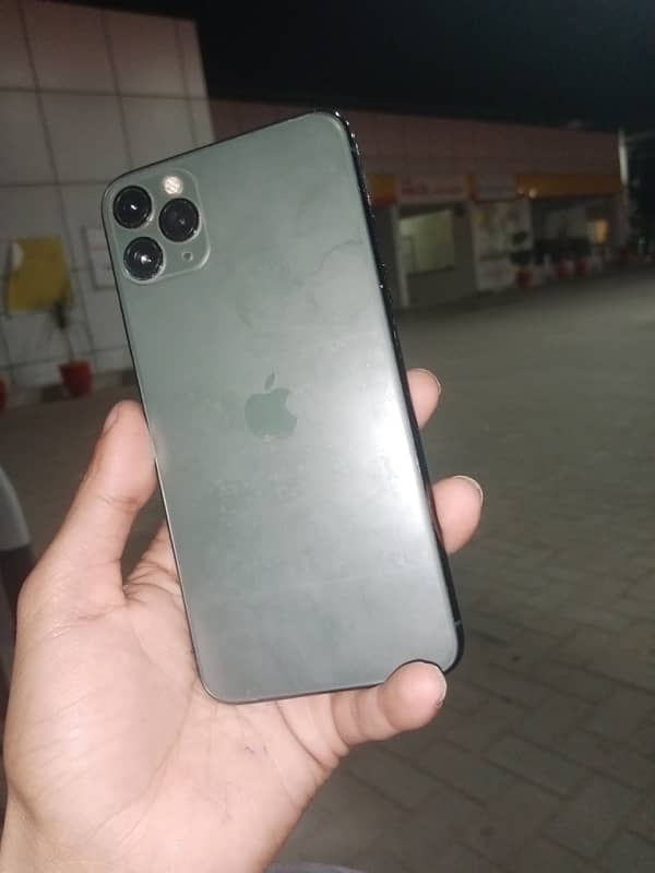 iPhone 11 Pro Max 3