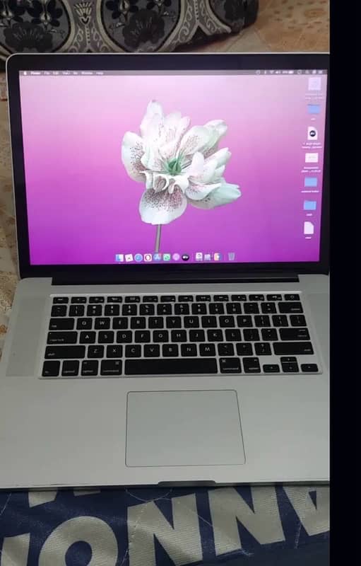 MacBook 2012 MID Pro 15.4” 0