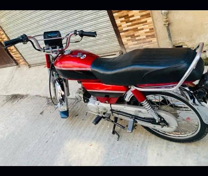 united 70 cc bike  condition 10 by 9 3