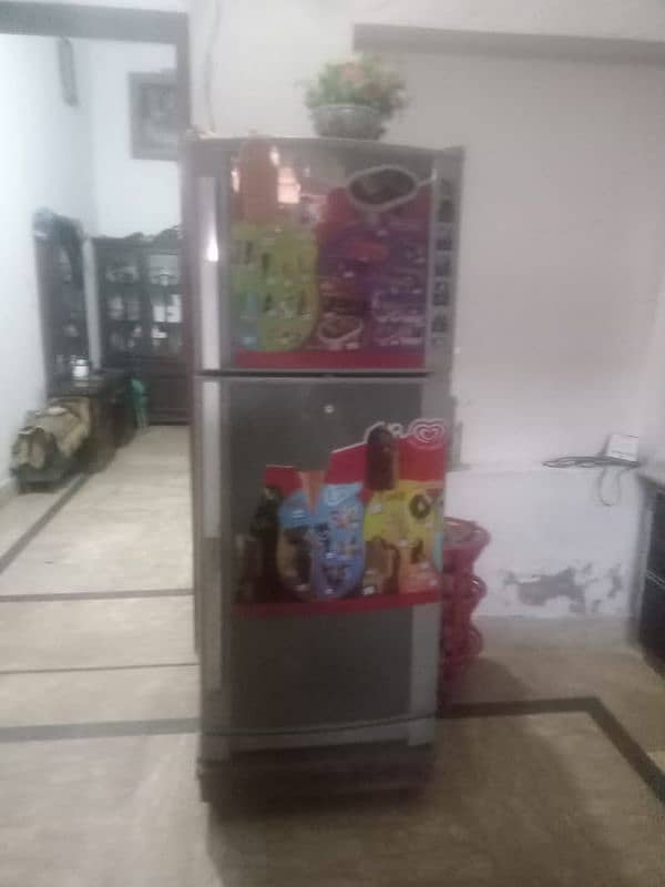 medium size fridge for sale 0