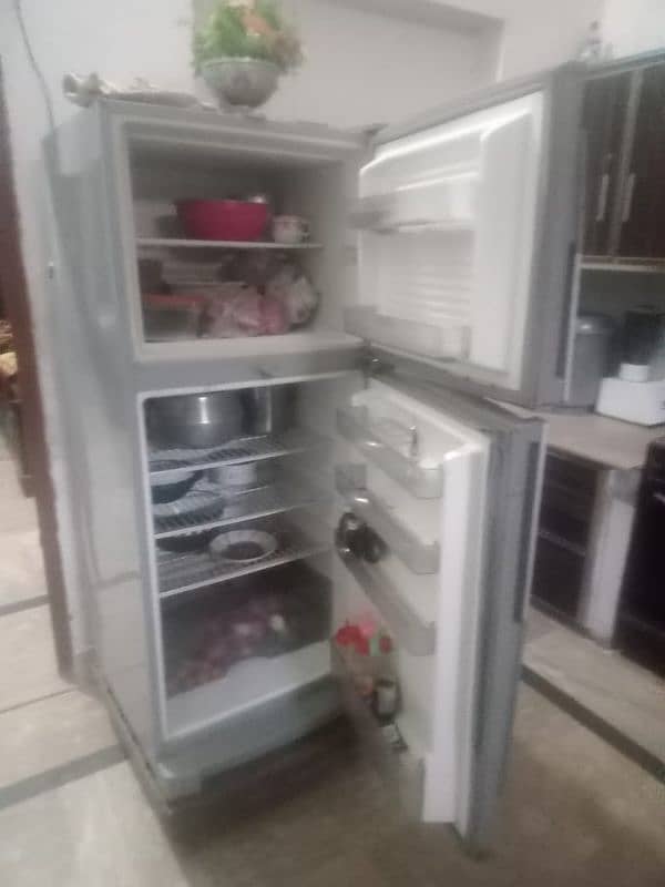 medium size fridge for sale 4