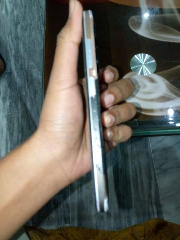 Tecno spark go 2024 for sale scratch less mobile 3