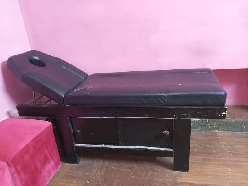 Salon furniture for sale 2