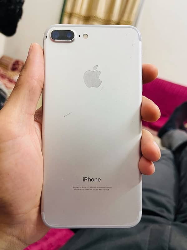 Iphone 7 plus 128GB PTA Approved 1