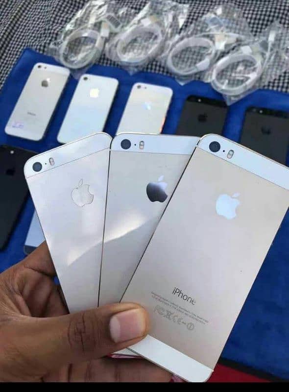 iphone 5S 64GB full box WhatsApp number 03267720525 0