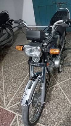 honda cd 70 black colour number nhi lag howa open letter hai