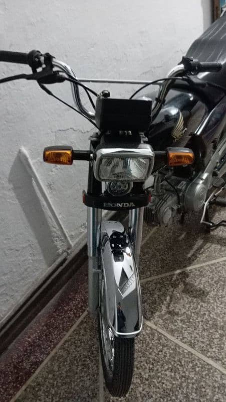 honda cd 70 black colour number nhi lag howa open letter hai 7