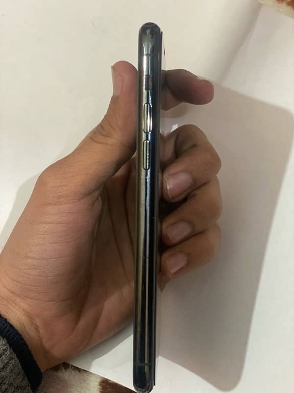 iPhone 11 Pro (pta approved) 2