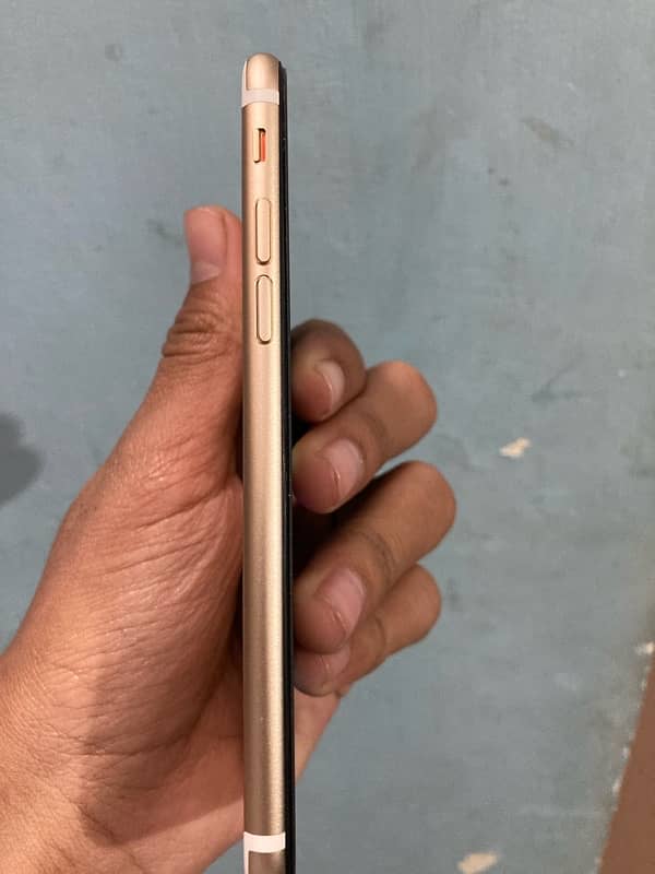 iPhone 7 32 gb jv up for sale 4