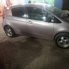 Toyota Vitz 2011