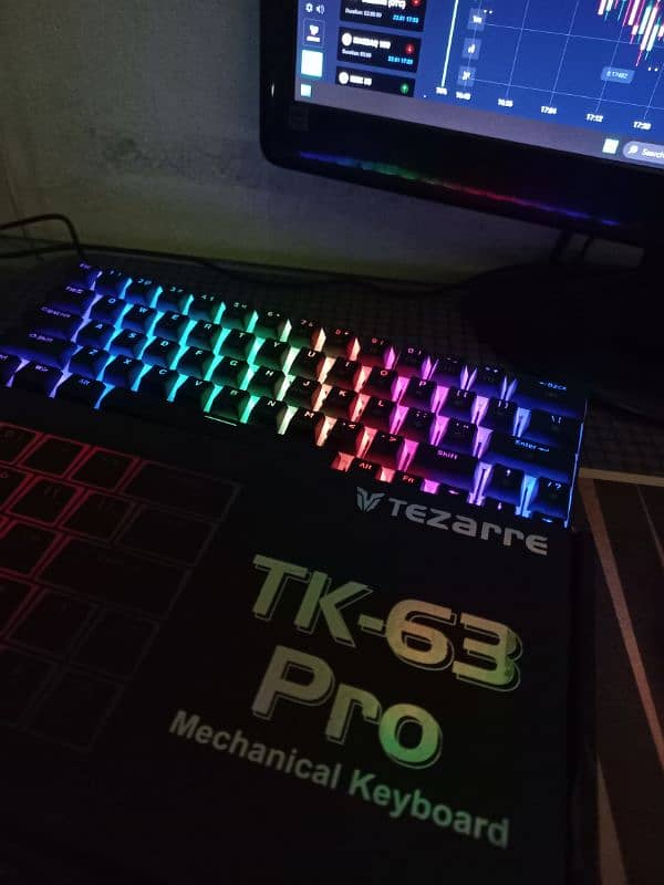 Tezarre TK63 Pro RGB Wireless Mechanical Gaming Keyboard Black 3